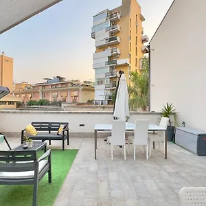 https://merlo-holiday-room-palermo.sicilyhotelsitaly.net